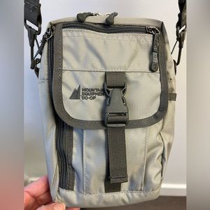 MEC Carryall